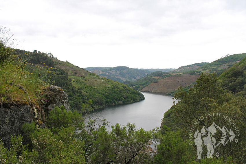 Mirador del Encoro dos Peares