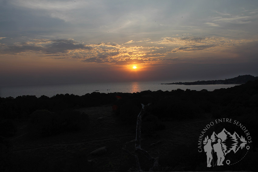 Atardecer lago Victoria