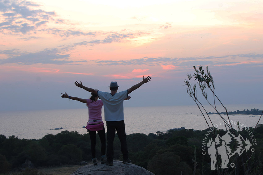 Atardecer lago Victoria