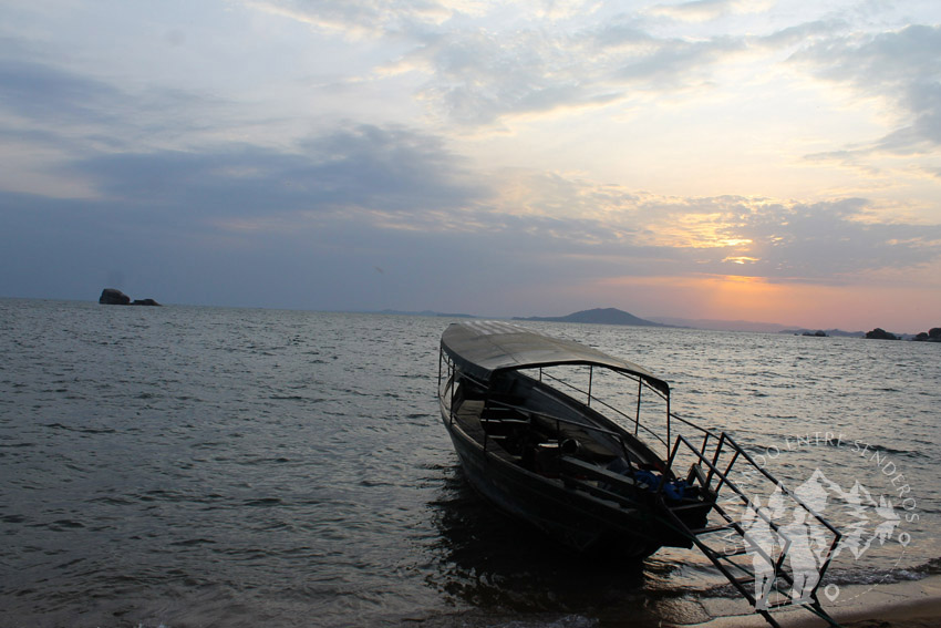 Amanecer lago Victoria