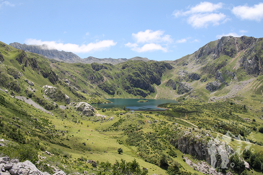 Lago del Valle