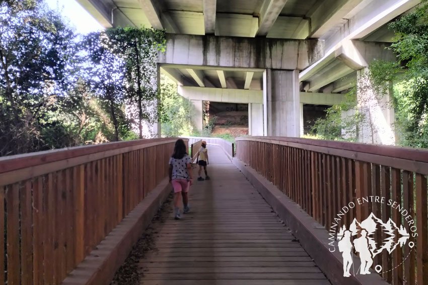 Puente madera Río Barcés (Abegondo)